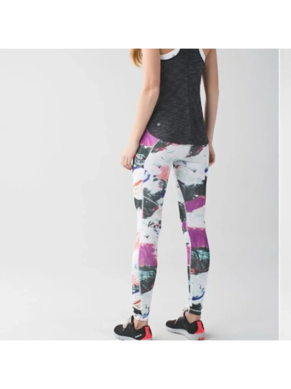 Lululemon Speed Tight III *All Full-On Lux. Pigment Wave Multi / Blk/ Regal plum